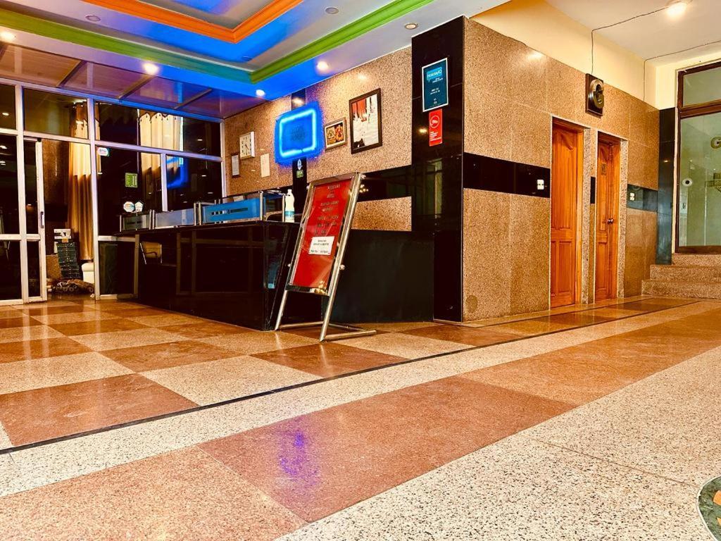 Manali Holiday Lnn - Gym, Spa, Dj Night, Pool Extérieur photo