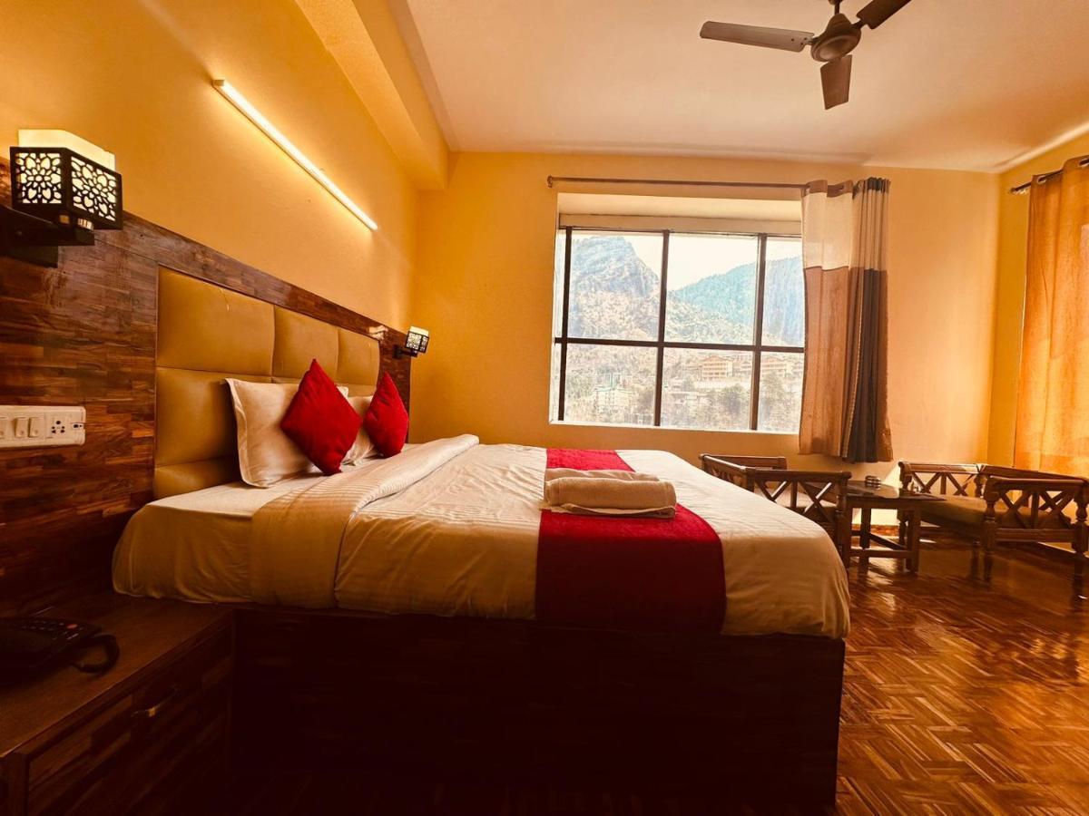Manali Holiday Lnn - Gym, Spa, Dj Night, Pool Extérieur photo