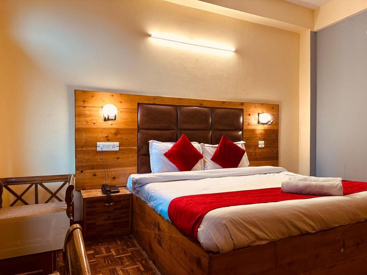 Manali Holiday Lnn - Gym, Spa, Dj Night, Pool Extérieur photo