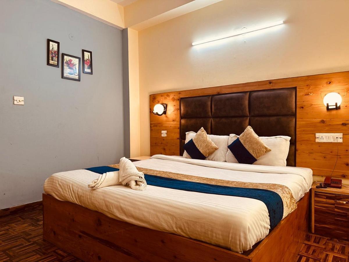 Manali Holiday Lnn - Gym, Spa, Dj Night, Pool Extérieur photo